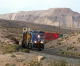 UP 7605  at approach to Erie