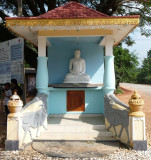 Buddhist shrine, Kandalama village