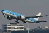 B777_PHBQG_AMS.jpg