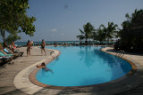 O Resort pool deck 1