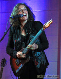 Blame Sally and Eliza Gilkyson, Manzanita Place, Chico, Calif., May 20, 2011