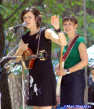 Caoline Brooks, Sue Passmore of the Good Lovelies - Oak Tree Stage