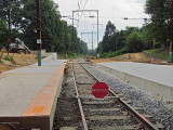 platforms with barrier