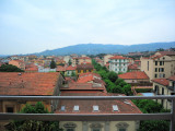Red roofs,blue hills