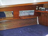 fwd cabin, storage above berth