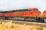 BNSF 7700 a T55 GEVO.