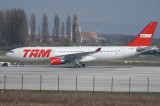 TAM Airbus A330-200 PT-MVH The oldies