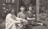 Vernas sisters, Edie, Doll and Freda