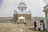 Anuradhapura, Ruvanvalisaya Dagoba