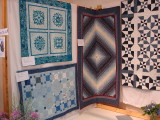 Blue & White EB4796