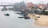 BEACH TOWN NEAR BACH MA NATIONAL PARK VIET NAM (3).JPG