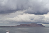 Donkere wolken boven Tiran Island