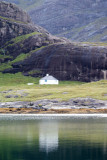 Loch na Cuilce bothy (Photo by Sarah).jpg