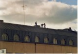 A pantomime on the roof ?