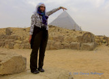 Donna, and  the Pyramid