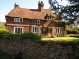 A  pretty  cottage.