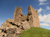 Brough  Castle / 3