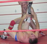painfull leglock wrestling holds man screaming.jpg