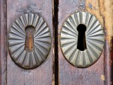 Door knockers, knobs & locks