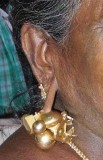 Pambadam - Snake earrings in Tamil Nadu. http://www.blurb.com/books/3782738