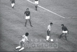 o jogo da gratidĈo - man com a bola.jpg