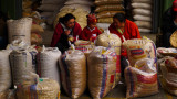 Bulk food, Cuenca, Ecuador, 2011