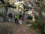 Haciendo el mono. Dejamos la foto de grupo para otro da :)
