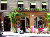 Une boutique verte du vieux Genve