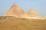 8957 Two pyramids.jpg