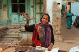 Pathan woman scales.jpg