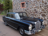 Mercedes Benz 220 SEb 07.jpg