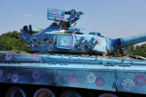 I'm not quite sure the purpose of the blue paint scheme on this T-80UD