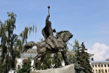 Monument to Petro Konashevych-Sahaidachny, Kontratova Square