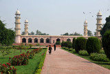 Passing through the gate leads to the large garden surrounding the Tomb of Jahangir