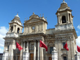 Conscious of security, I only used my small pocket camera to the center of Guatemala City