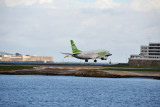 Webjet B737 landing at Santos Dumont Airport (PR-WJV)