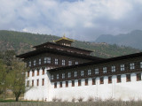 the Trashi Chhoe dzong facade