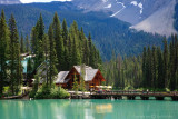 Emerald Lake Lodge2.jpg