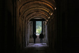 LE PASSAGE DU CHATEAU AU PARC