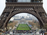 View under Eiffel Towers Arch DSCF4199.jpg