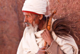 Prtre  Lalibela - Ethiopie <p><a href=http://www.pbase.com/pfmerlin/lalibela>  **Full gallery here**