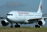 AIR CANADA AIRBUS A330 300 CDG RF IMG_5889.jpg