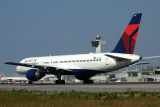 DELTA BOEING 757 200 JFK RF IMG_7455.jpg