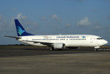 GARUDA INDONESIA BOEING 737 400 DPS RF IMG_7262.jpg