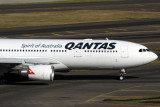 QANTAS AIRBUS A330 200 SYD RF IMG_8800.jpg
