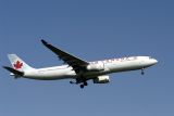 AIR CANADA AIRBUS A330 300 LHR RF IMG_7026.jpg