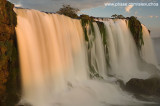 Cataratas do Iguacu- vista lado brasileiro- Foz do Iguacu- PR 0201.jpg