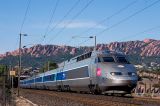 Heading to Marseille, a TGV Réseaux between Agay and Le Dramont.