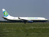 B737-800 N739MA