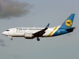 B737-500  UR-GAU